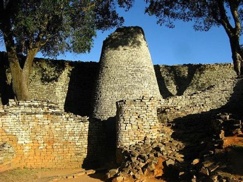 The Rise and Fall of Great Zimbabwe: An Architectural Marvel Built on Gold and Shrouded in Mystery